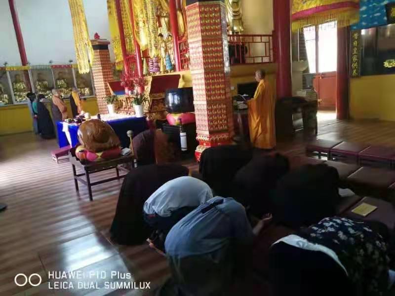 金彩汇彩票文殊菩萨圣诞祈福助考法会圆满