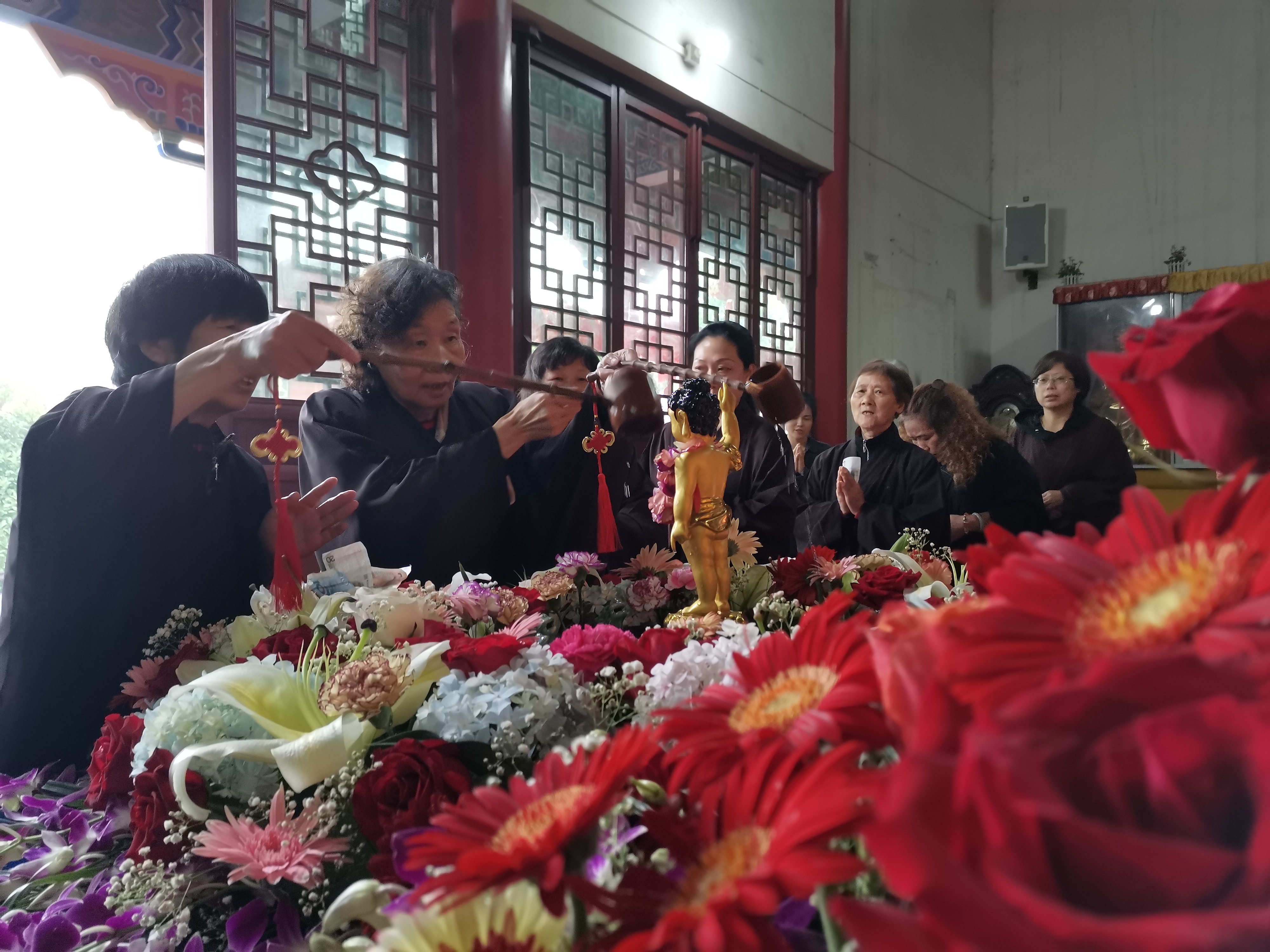 金彩汇彩票释迦牟尼佛圣诞法会圆满