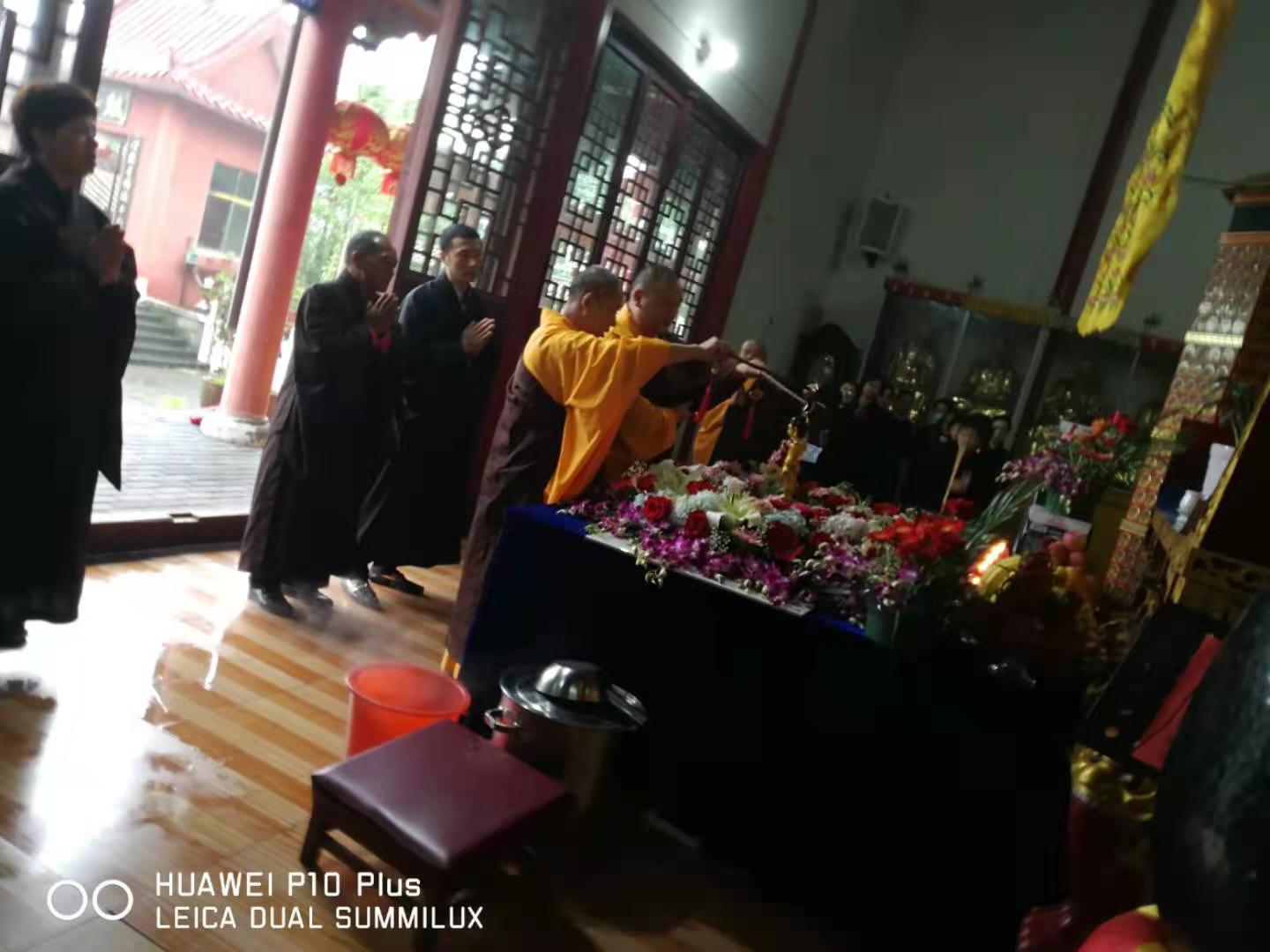金彩汇彩票释迦牟尼佛圣诞法会圆满